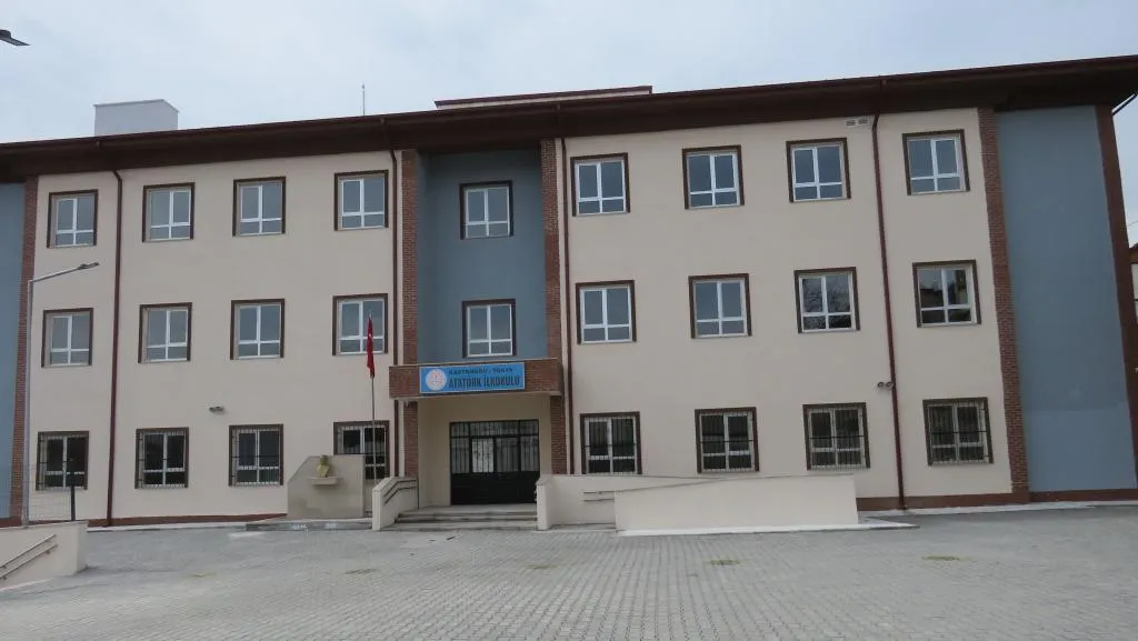 Atatürk İlkokulu
