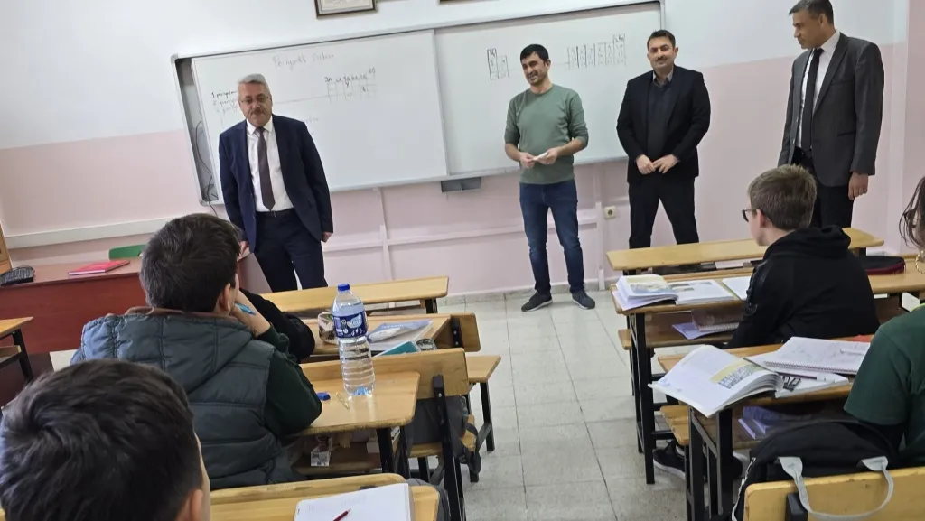Saracalar Ortaokulu fotoğrafı