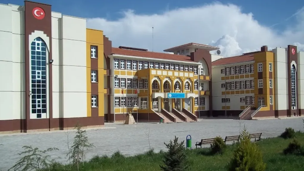 TOKİ Şehit Üsteğmen Çetin Aylar İlkokulu fotoğrafı