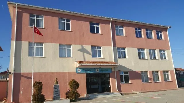 Hacıdanişment Ortaokulu fotoğrafı