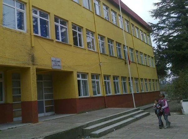 Paşayiğit Ortaokulu fotoğrafı