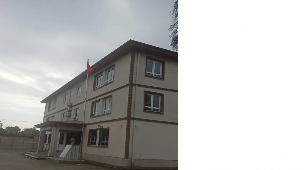 Güzelyurt Nacarlar İlkokulu fotoğrafı