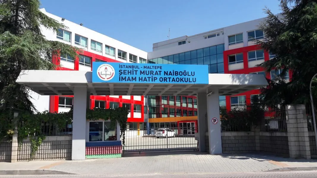 Şehit Murat Naiboğlu İmam Hatip Ortaokulu