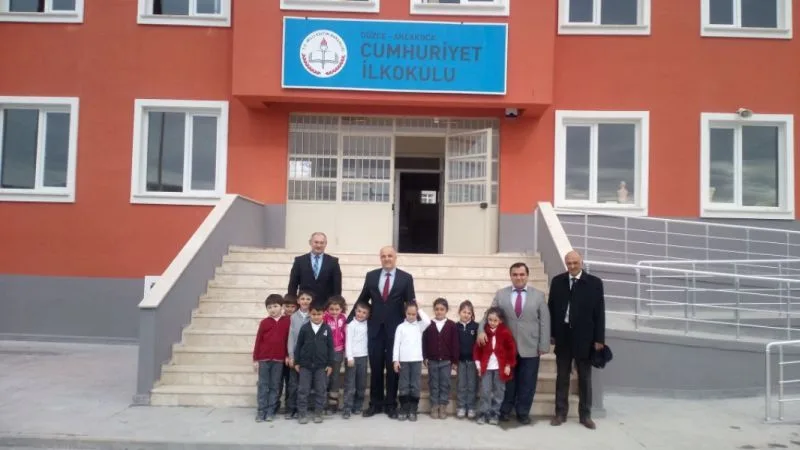 Cumhuriyet İlkokulu