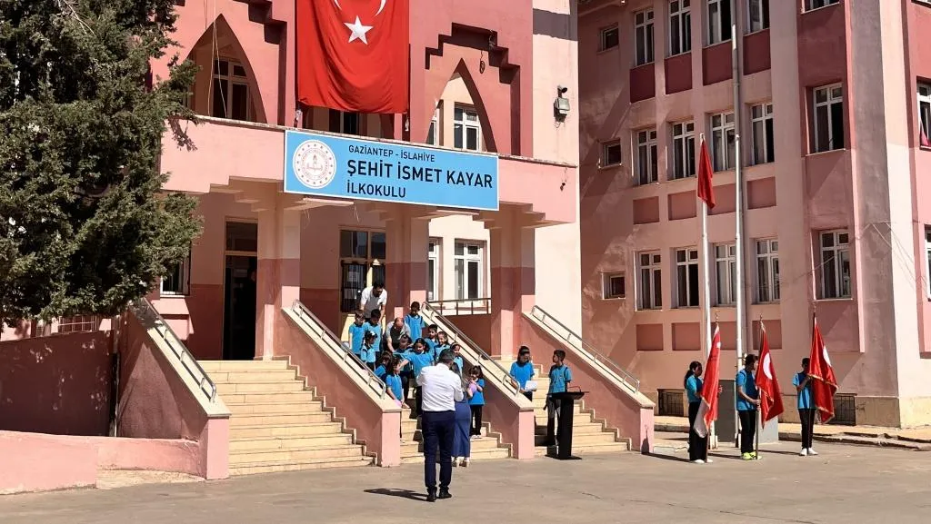 İslahiye Şehit İsmet Kayar Ortaokulu