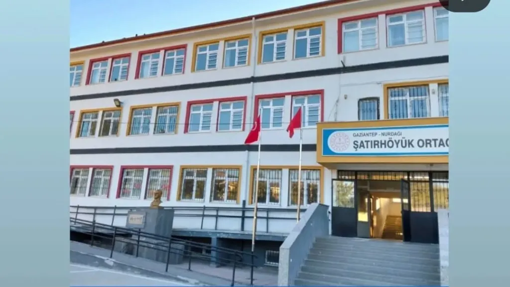 Şatırhöyük Ortaokulu fotoğrafı