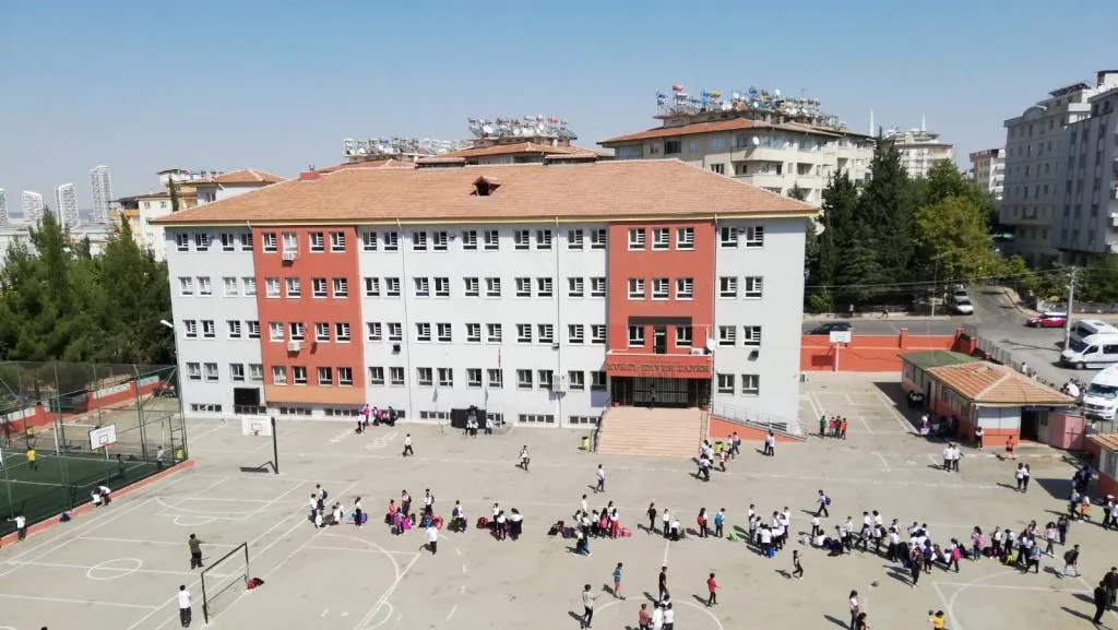 Nurel Enver Taner Ortaokulu fotoğrafı