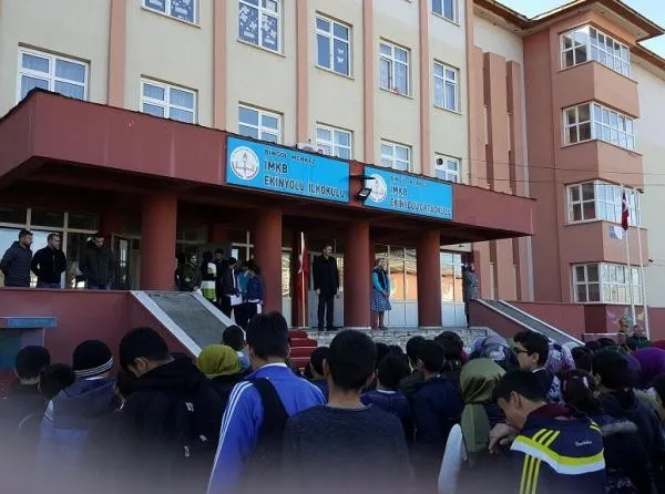 Borsa İstanbul Ekinyolu Ortaokulu fotoğrafı