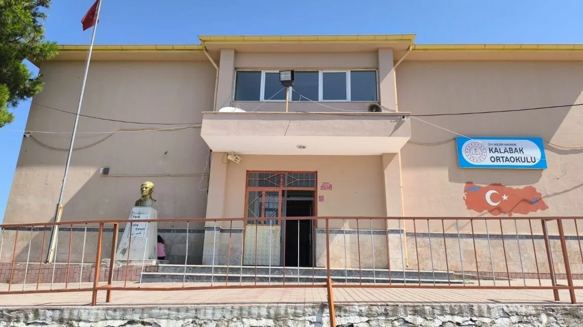 KALABAK ORTAOKULU fotoğrafı