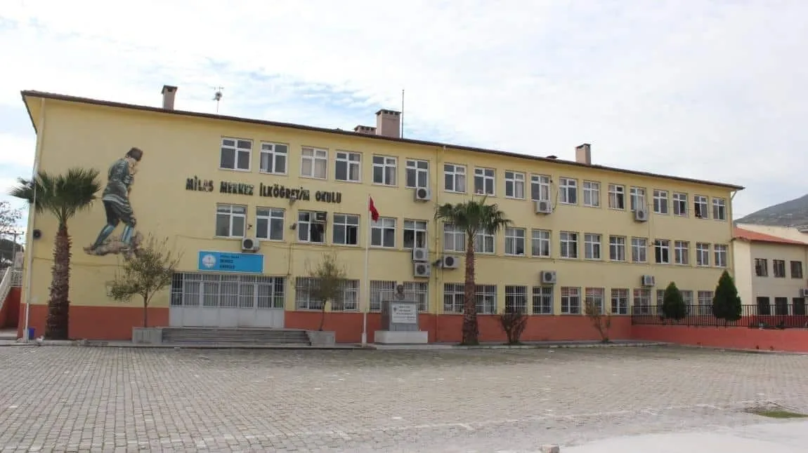 Kultak İlkokulu