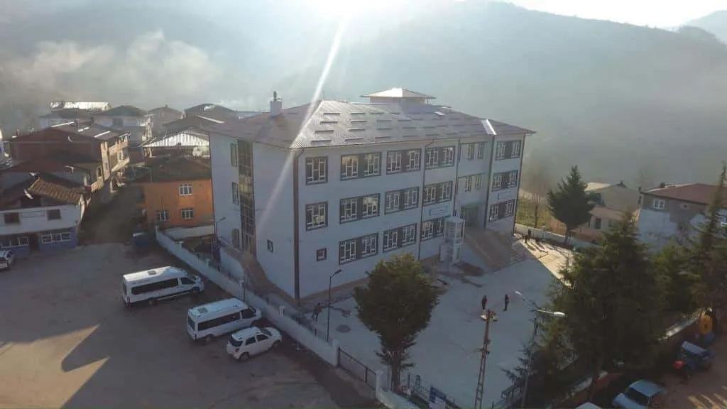 Çamlı 75. Yıl İlkokulu