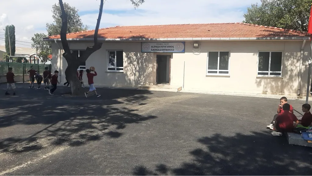 Alipaşa Fethi Erkoç Ortaokulu