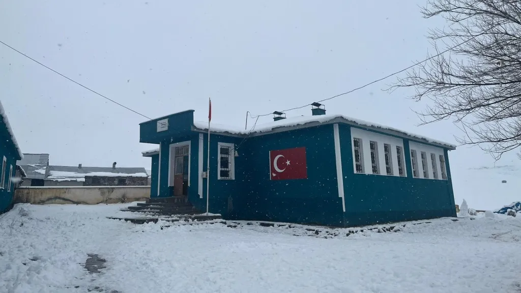 Şehitemin İlkokulu