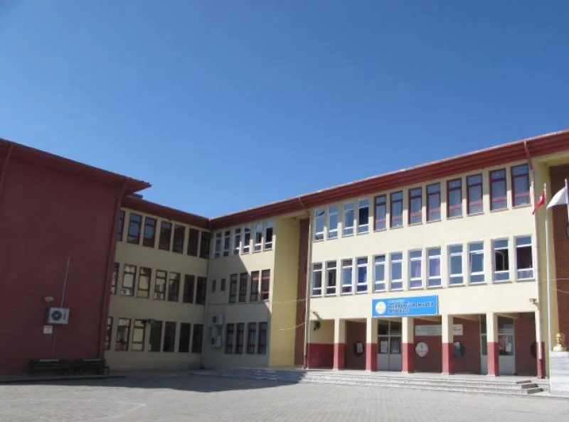 Vezirköprü İmam Hatip Ortaokulu