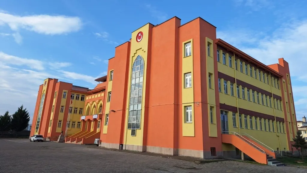 Şehit Ersin Bacaksız Ortaokulu