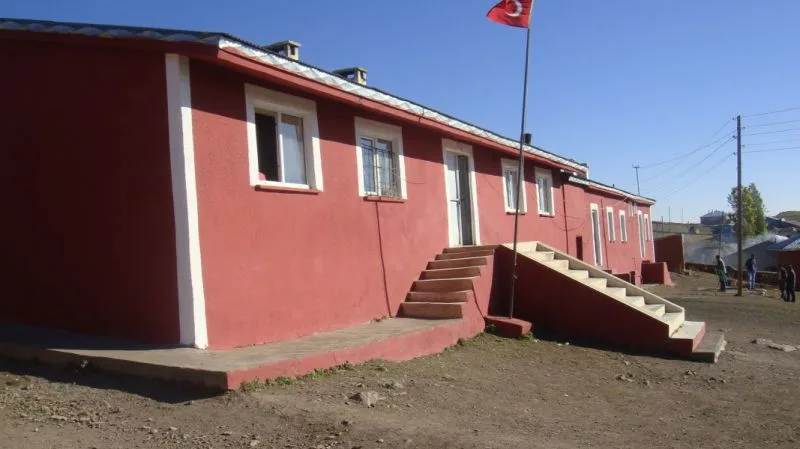HASBEY ŞEHIT MURAT KARATAŞ ORTAOKULU fotoğrafı