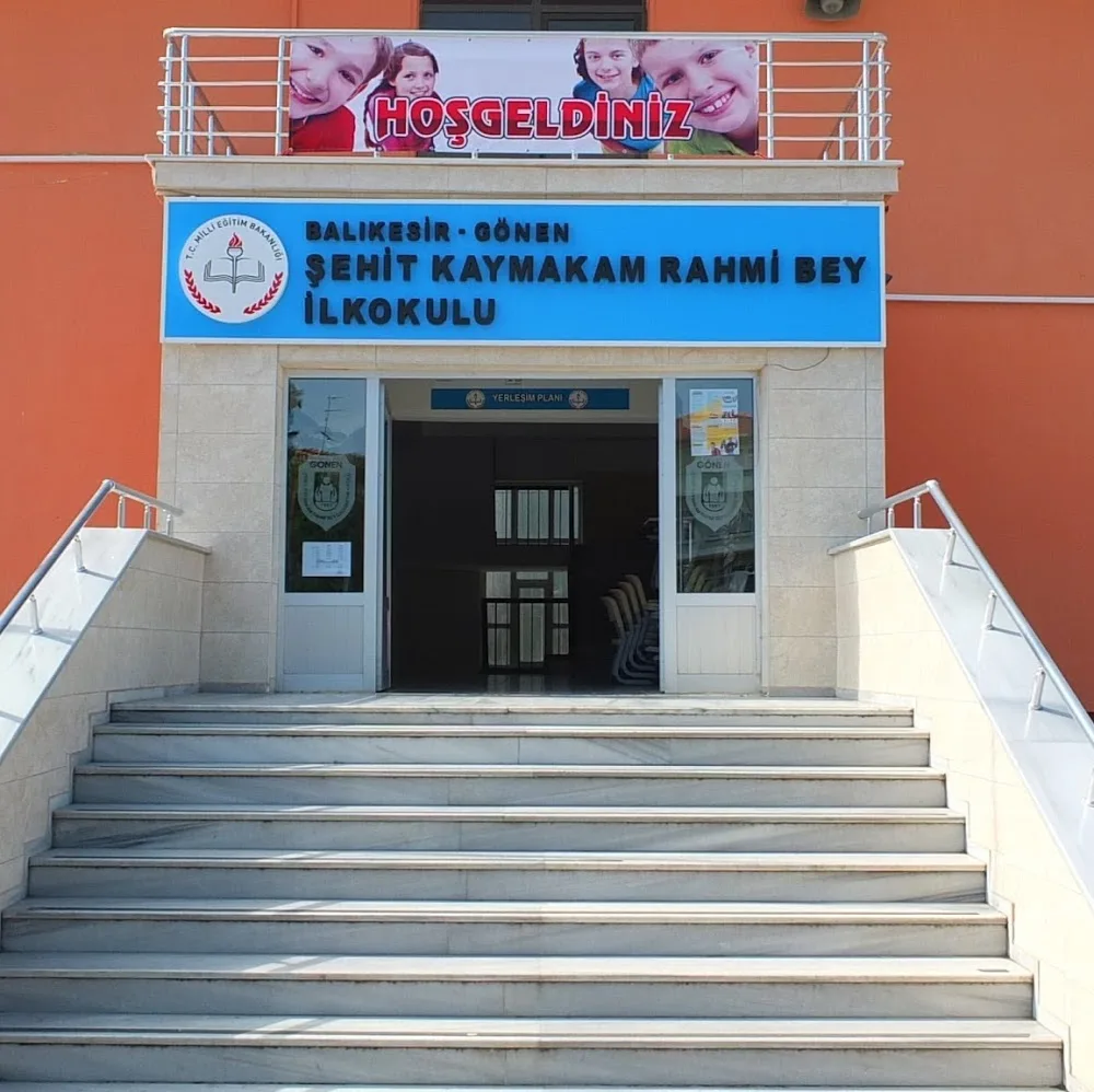 Şehit Kaymakam Rahmi Bey İlkokulu fotoğrafı