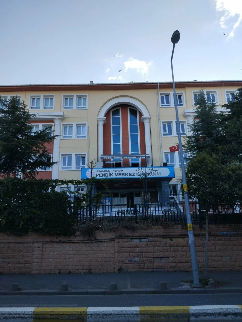 Pendik Merkez İlkokulu fotoğrafı