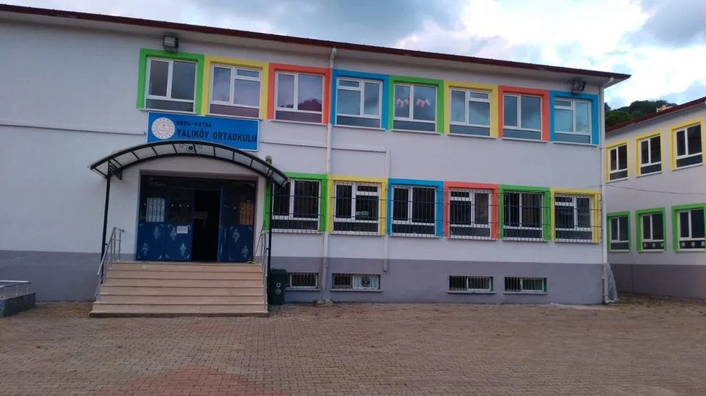 Yalıköy Ortaokulu