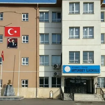 Artukbey İlkokulu fotoğrafı