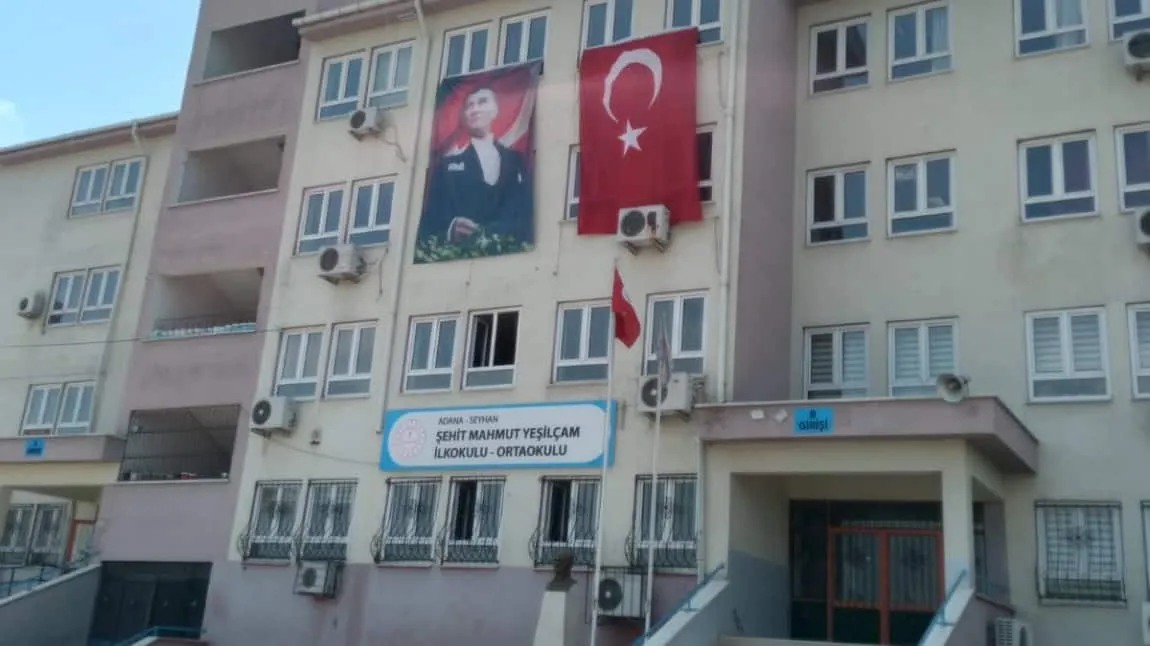 Şehit Mahmut Yeşilçam Ortaokulu