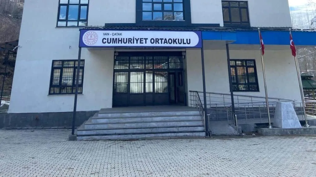 Cumhuriyet Ortaokulu