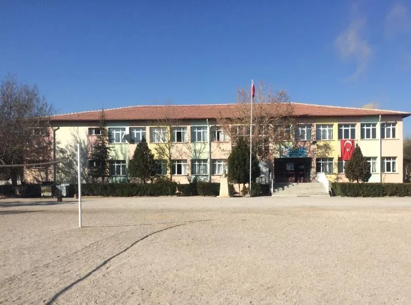 Kılbasan 75.Yıl Ortaokulu fotoğrafı