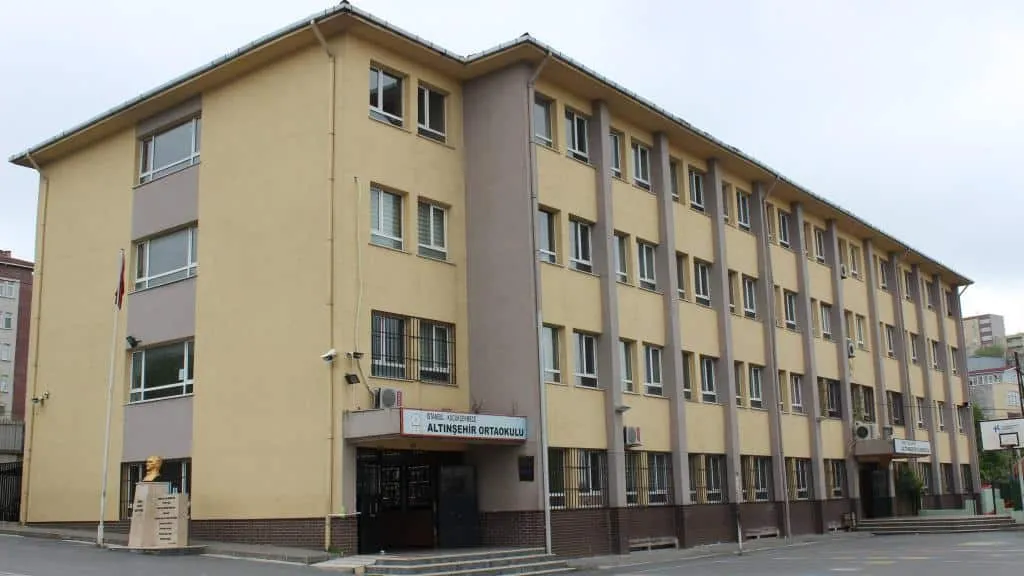 Altınşehir Ortaokulu fotoğrafı