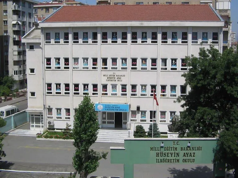 Hüseyin Ayaz Ortaokulu fotoğrafı