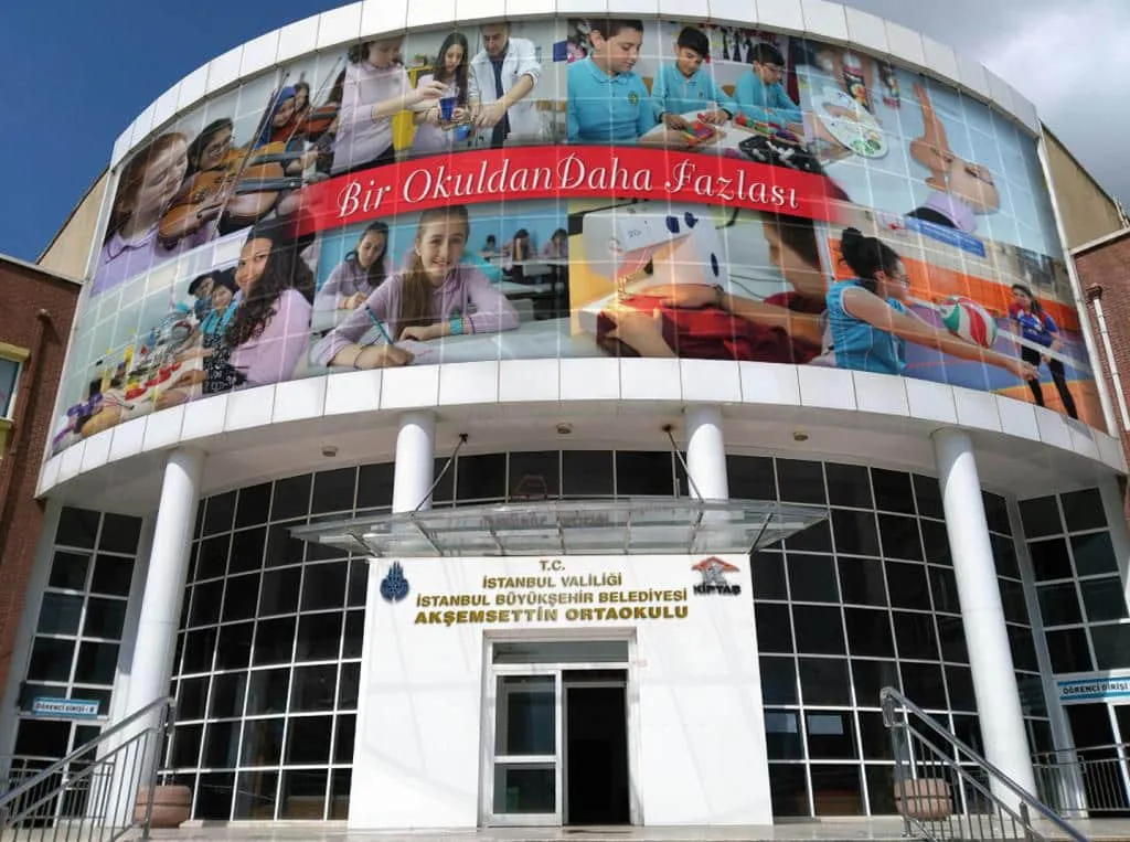 İstanbul Büyükşehir Belediyesi Akşemsettin Ortaokulu fotoğrafı