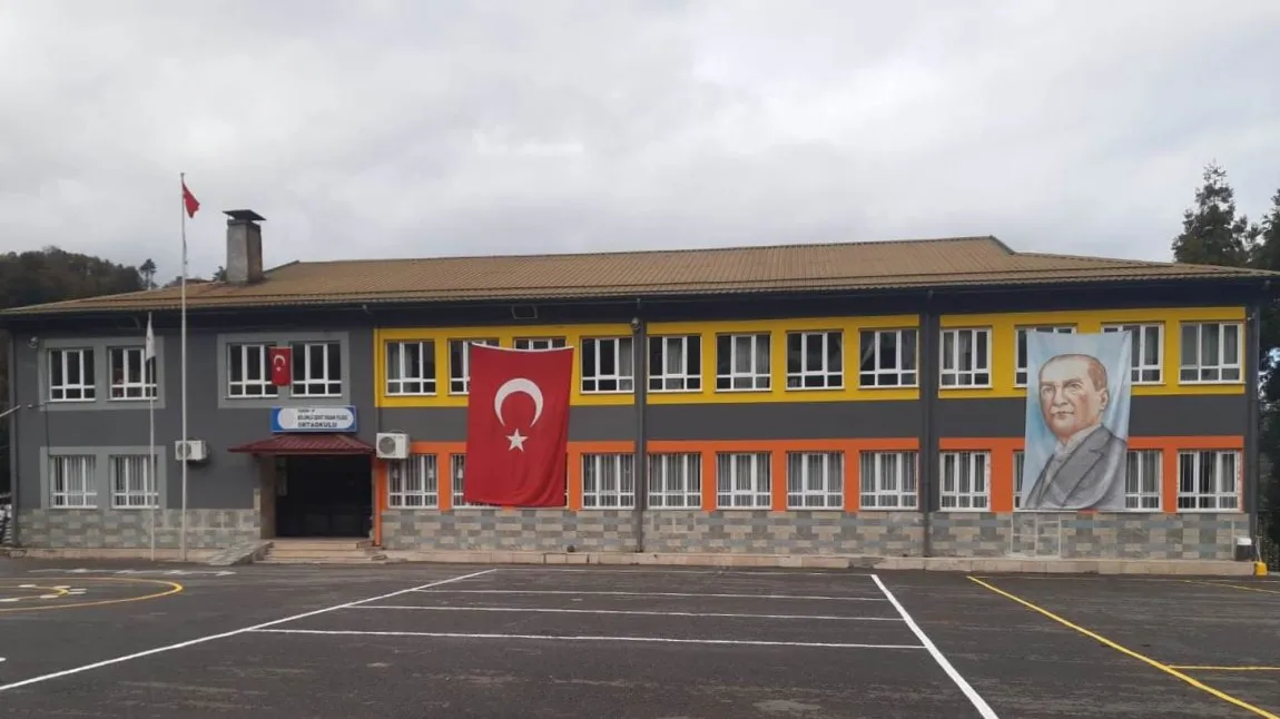 Bölümlü Mehmet Akif Ersoy İlkokulu fotoğrafı