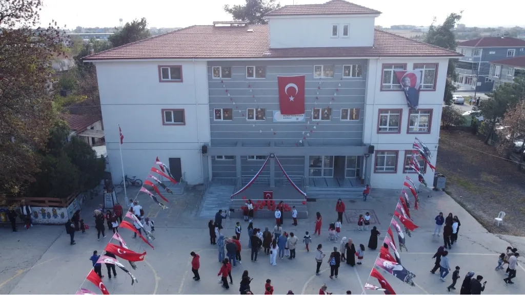 Vakıflar Ortaokulu fotoğrafı