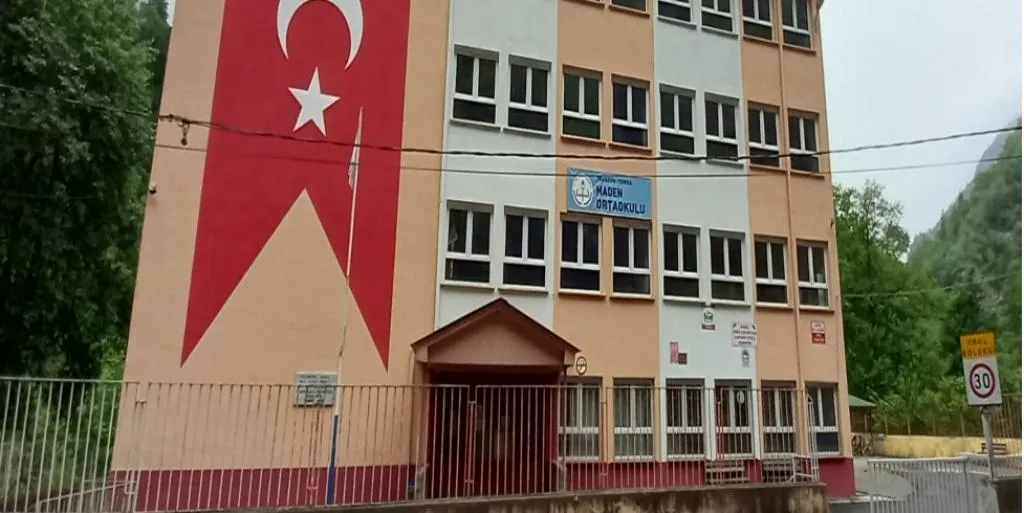 Maden Ortaokulu fotoğrafı