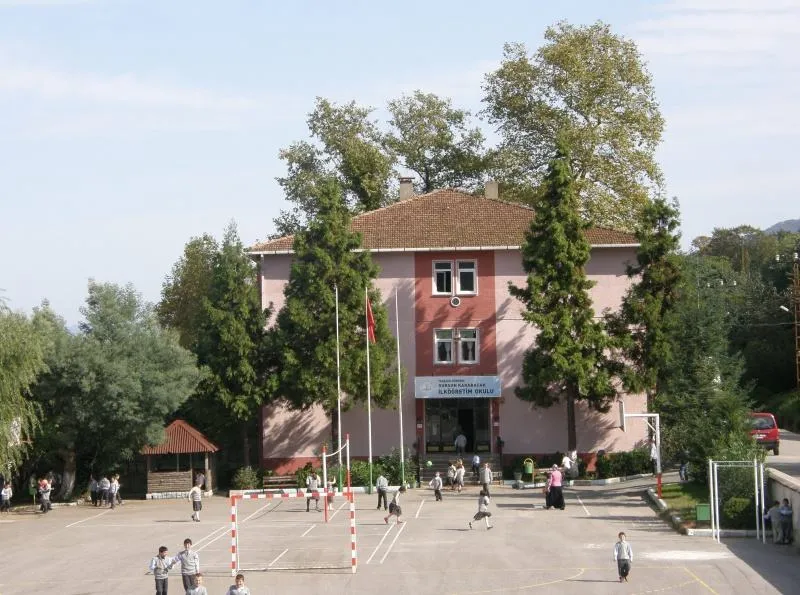 Dursun Karabacak Ortaokulu fotoğrafı