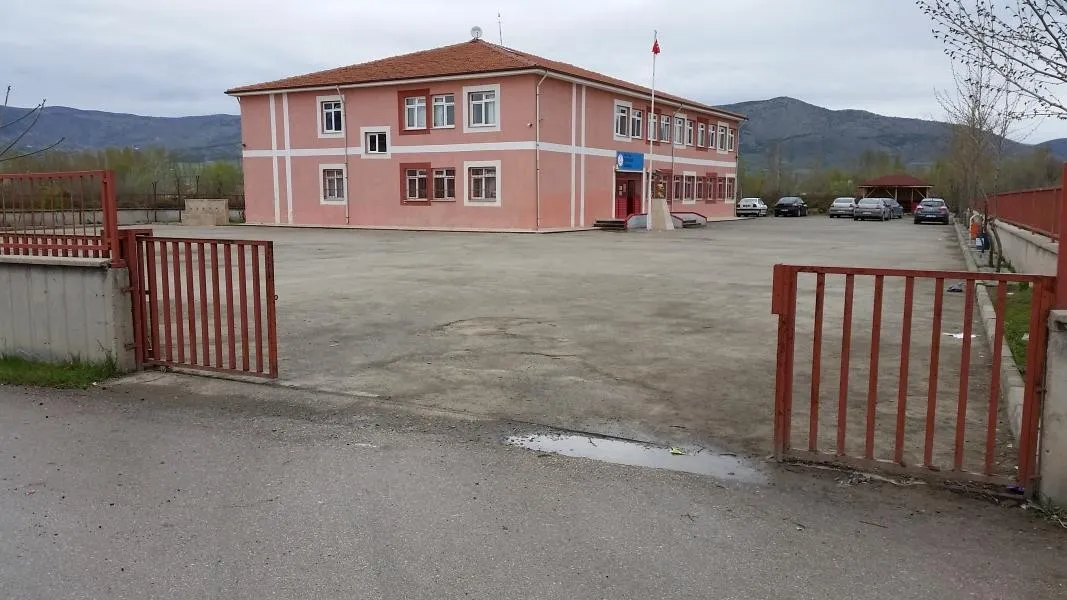 Çevlik İlkokulu fotoğrafı
