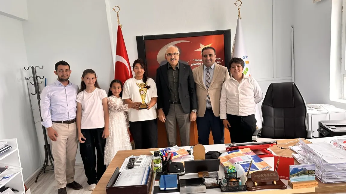 Karlık Ortaokulu fotoğrafı