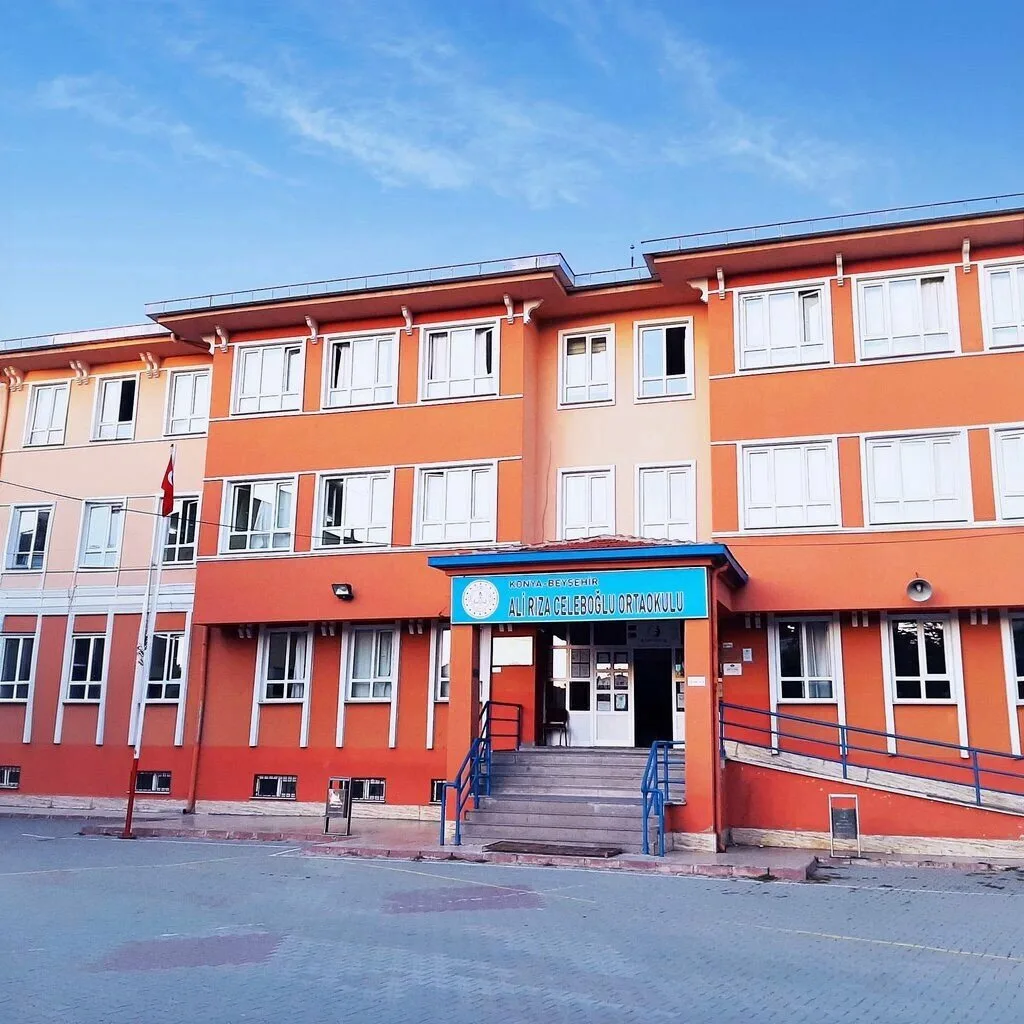 Ali Rıza Celeboğlu Ortaokulu