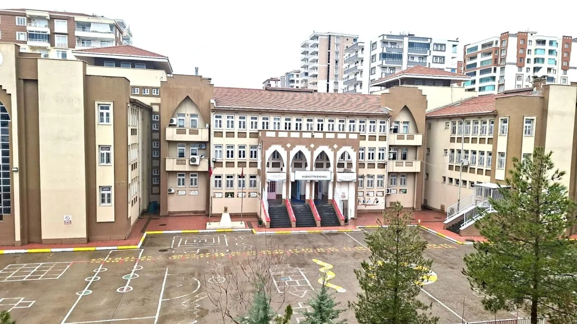 Akşemsettin İlkokulu fotoğrafı