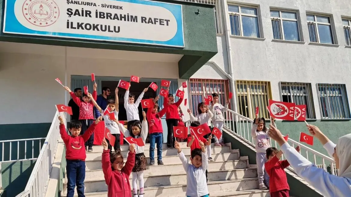 Şair İbrahim Rafet İlkokulu