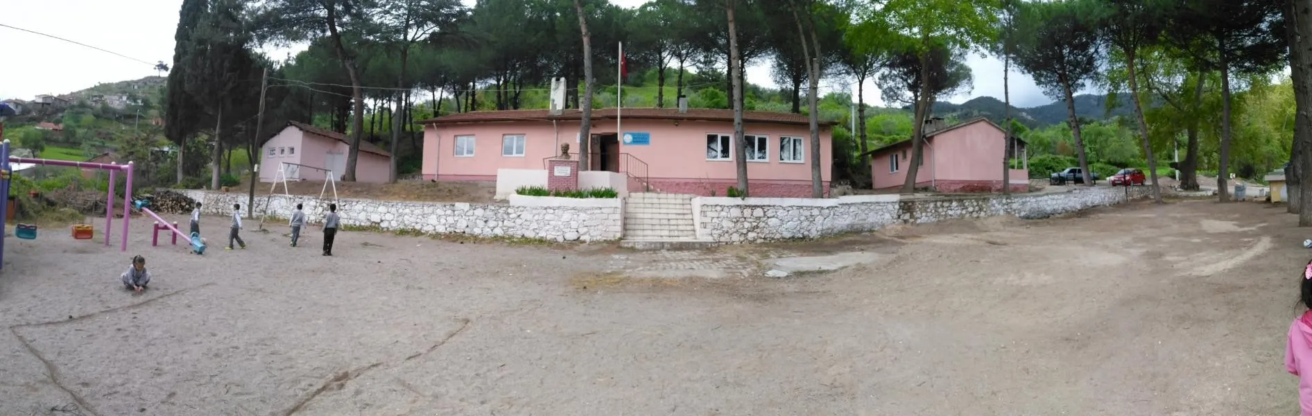 Dutluca İlkokulu fotoğrafı