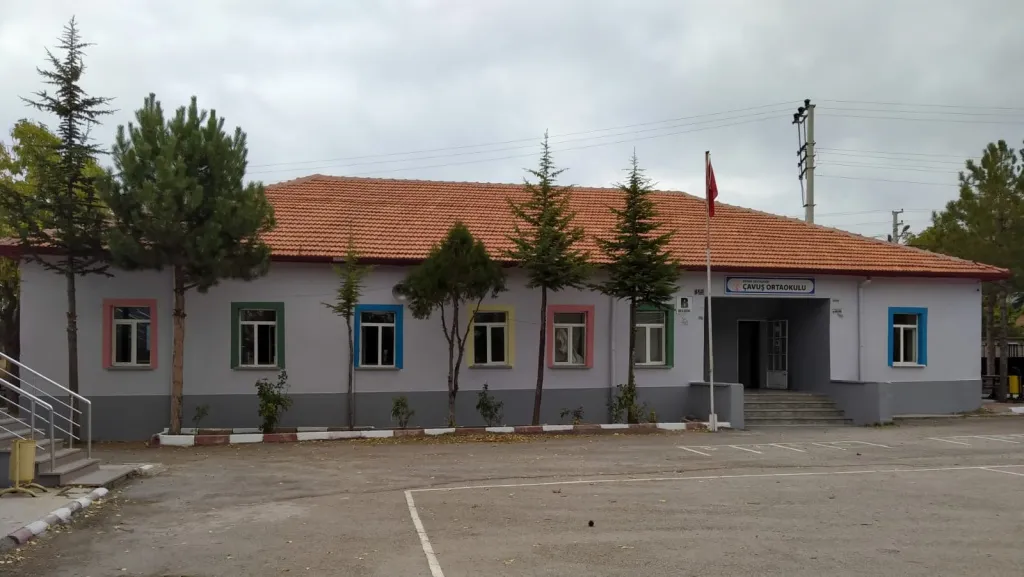 Çavuş Ortaokulu