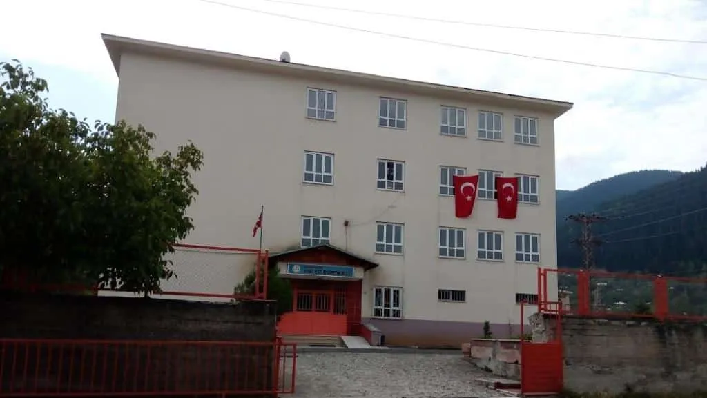 Ahmet Fevzi Ortaokulu
