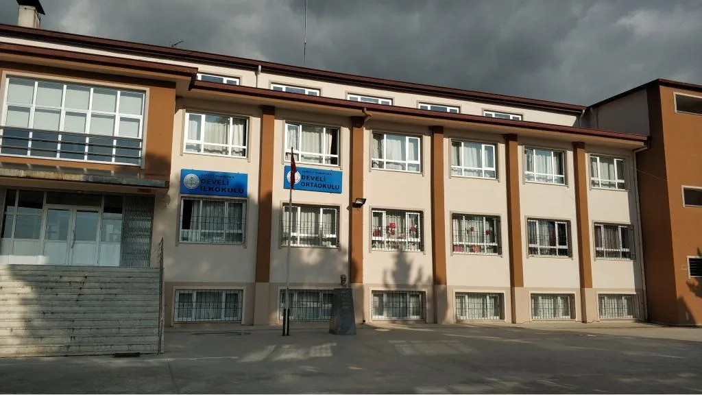 Develi Ortaokulu fotoğrafı