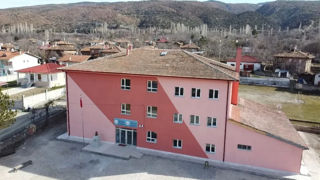 Ortalıca Ortaokulu fotoğrafı