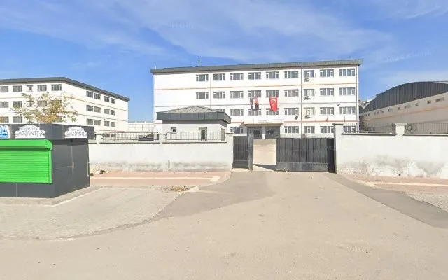 Şehit Şahin Ticaret Mesleki Ve Teknik Anadolu Lisesi fotoğrafı