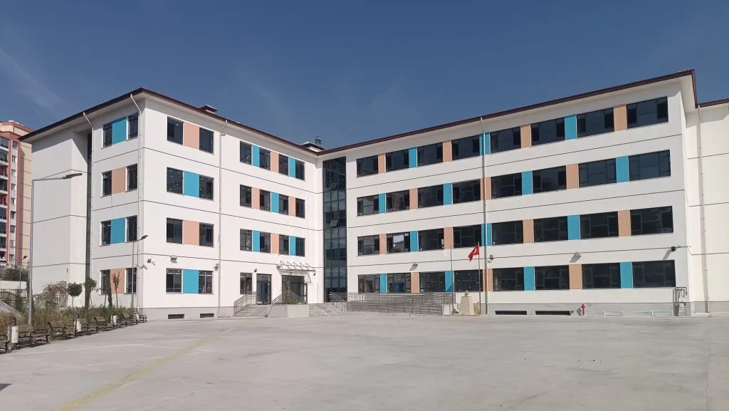 Karşıyaka Havva Özişbakan Mesleki Ve Teknik Anadolu Lisesi