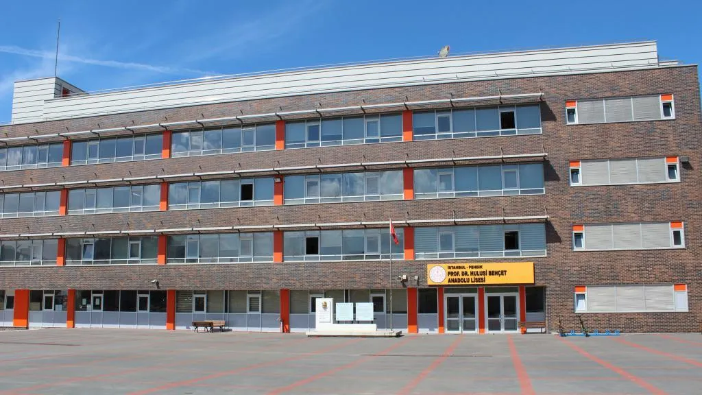 Prof. Dr. Hulusi Behçet Anadolu Lisesi
