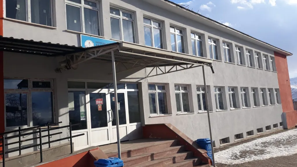 Mamahatun 17 Şubat İlkokulu fotoğrafı