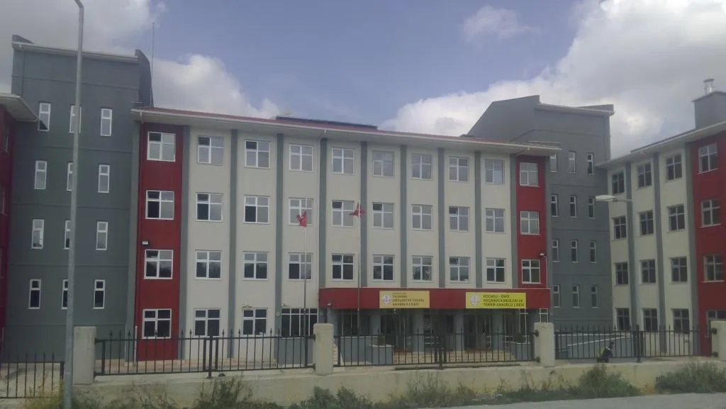 Yıldırım Ticaret Mesleki Ve Teknik Anadolu Lisesi fotoğrafı