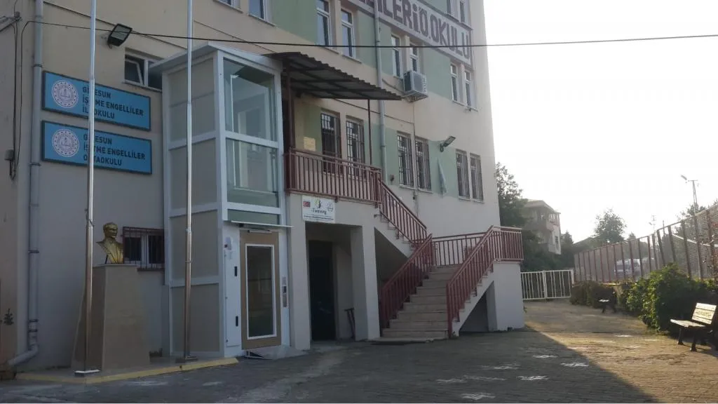 Giresun İşitme Engelliler Ortaokulu fotoğrafı